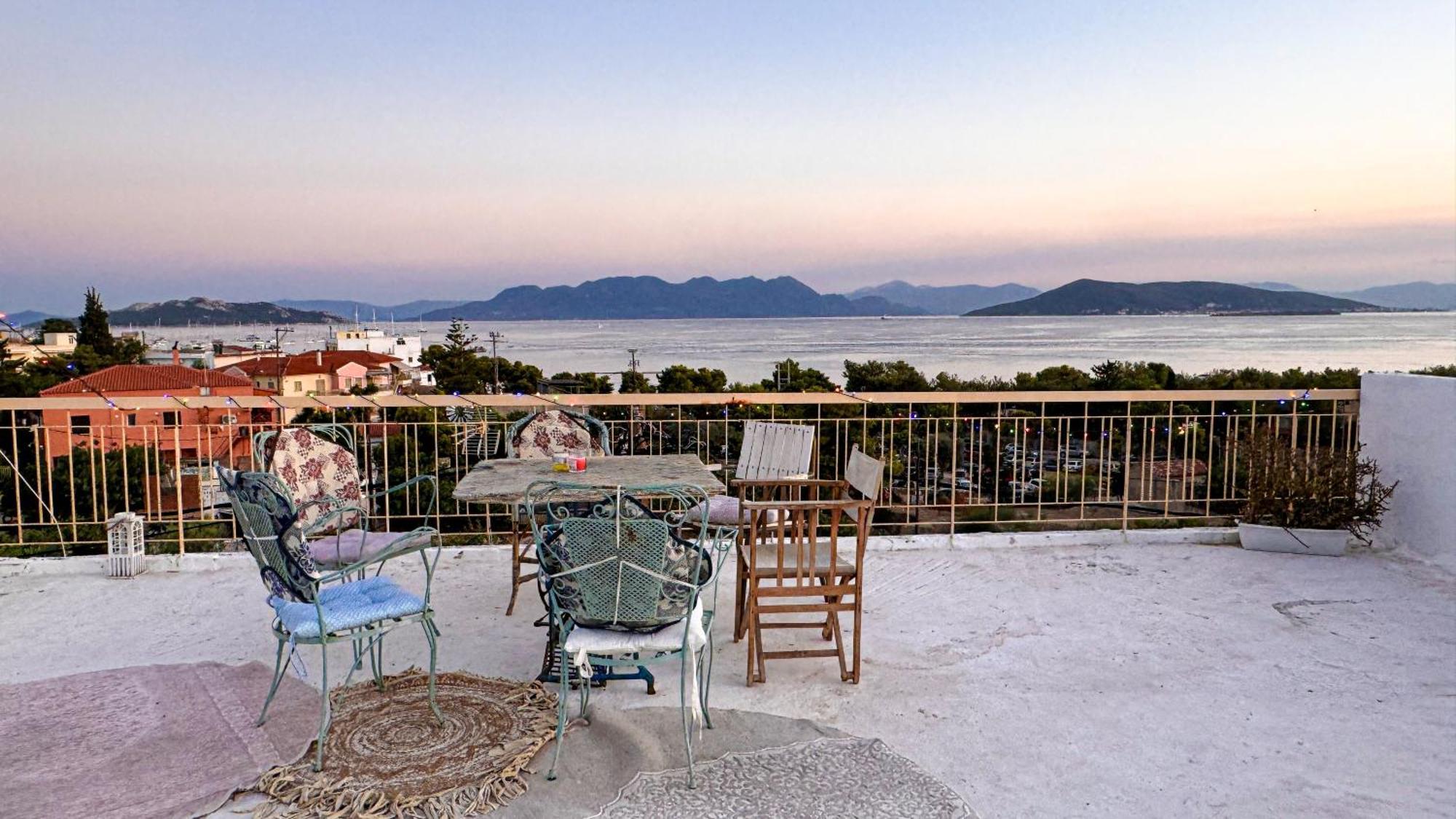 Appartement Vue Sur Mer Soul Family, Egine Aegina Ngoại thất bức ảnh